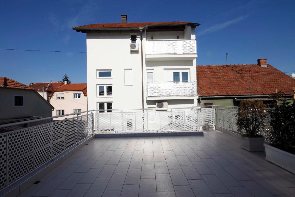 Pozitiv Hostel Zagreb Exterior foto