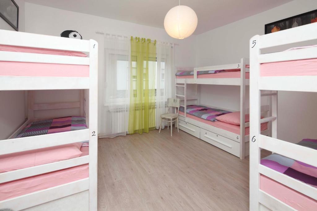 Pozitiv Hostel Zagreb Habitación foto